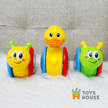 Đồ chơi lật đật gật gù có bánh xe cho bé Toyshouse 008-2 chú vịt vàng dễ thương 