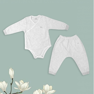 Set quần áo Bodysuit cài chéo giữ ấm ngực kèm quần rời Comfybaby CF1020-BODY 100% Cotton dày dặn cho bé từ 3 tháng đến 12 tháng kẻ sọc ghi